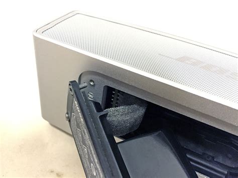 The bluetooth indicator glows solid white, and you hear connected to. disconnect a mobile device. Oluv's Gadgets: Review: Bose Soundlink Mini II - lots of ...