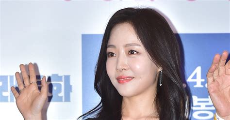 Ю ри кён / yoo ri kyung / 유리경 포토엔HD 유다미 '미소가 러블리'(신 전래동화) | 다음연예