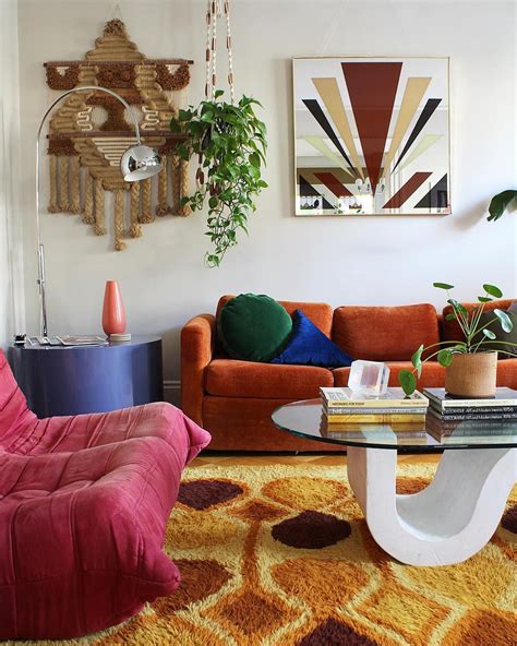 Retro Style Living Room Ideas