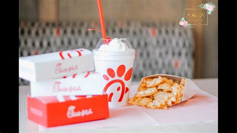 photos you have to see these chick fil a maternity pictures