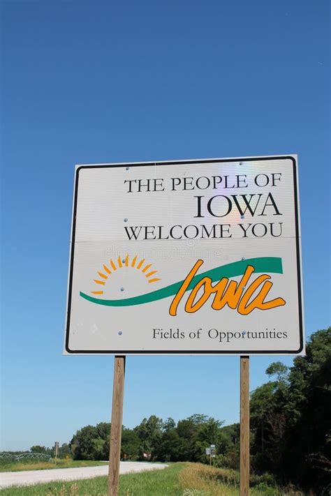 Iowa Welcome Sign Stock Image Image Of Sign Moines 31908623