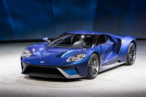 The ford gt was initially rumored to cost around $400,000, but pricing was eventually set at $450,000 before options. 2017 Ford GT - Live Gallery