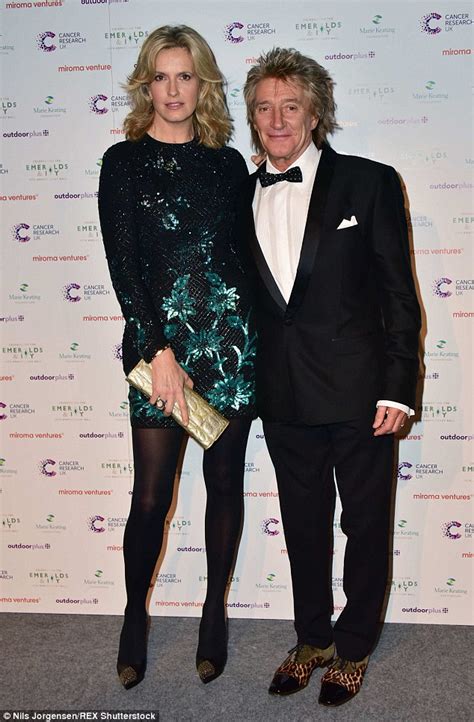 Rod Stewart Looks Suave In A Tuxedo As He Cuddles Up To Penny Lancaster Daily Mail Online