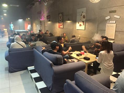 Discount vape pen offers a huge selection of the newest vape mods, eliquid, tanks, parts and discount vape pen also carries a huge selection of cheap vape pens and accessories for all your. Top 9 Vape Stores in Malaysia!