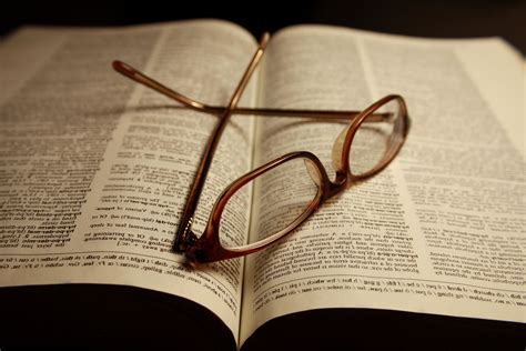 Image libre: lunettes de lecture, les pages, le dictionnaire livre