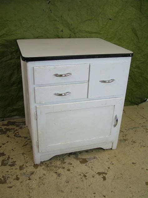 Base to a hoosier cabinet with an enamel top. Vintage+1950s+Porcelain+Enamel+Top+WOOD+Kitchen+Shop ...