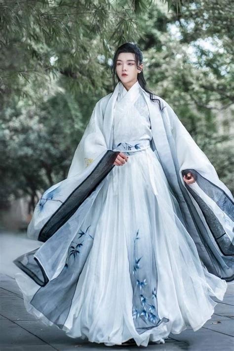 Pin By Aspen Chang On Hanfu Chinese Clothing Traditional Traditional