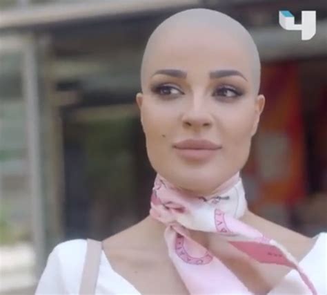 Lebanese Actress Nadine Njeim Shaves Her Head For Cancer Arab News