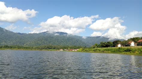 Japanese menantu di paksa mertua. Berkayak di Tasik Raban