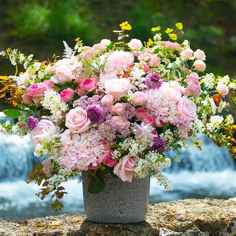 Le Bouquet De Fleurs Idéal Vu Par Les Artisans Flower Et Pampa