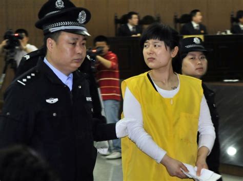 In China Public Outcry Softens Sentence For Businesswoman