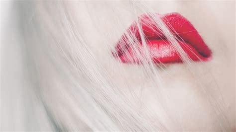 Gloss Lipstick Teeth Women Juicy Lips Lips Hd Wallpaper Rare