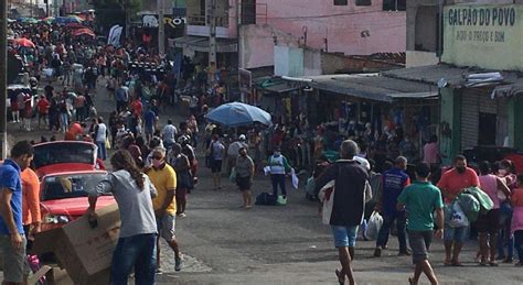 Movimento é intenso na Feira da Sulanca em Caruaru por mais uma semana