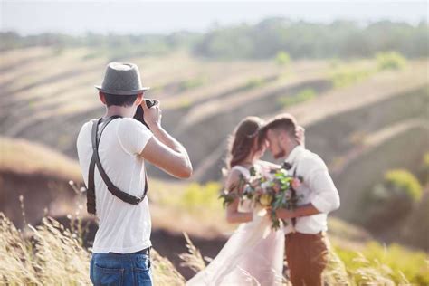 Check out our 8 best canon lenses for wedding photography, which includes lenses perfect for low light, portrait, architecture, macro/detail and group photography. Best Canon Lenses For Wedding Photography - 42 West, the ...