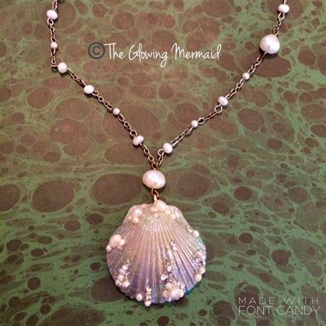 Pearl And Crystals Seafoam Glowing Mermaid Shell Necklace Etsy In