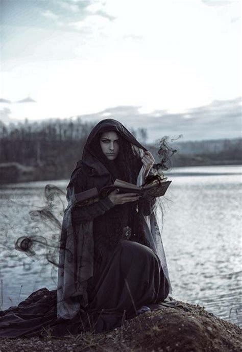 Witch Priestess Lady Of The Lake Avalon Morgan Le Fay Witchcraft Pagan