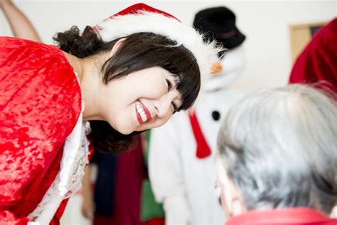 Santa Claus Visits Local Care Facility Yokota Air Base News