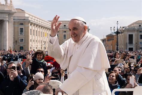 Pope Francis Leaves Hospital Vatican Releases Holy Week Schedule
