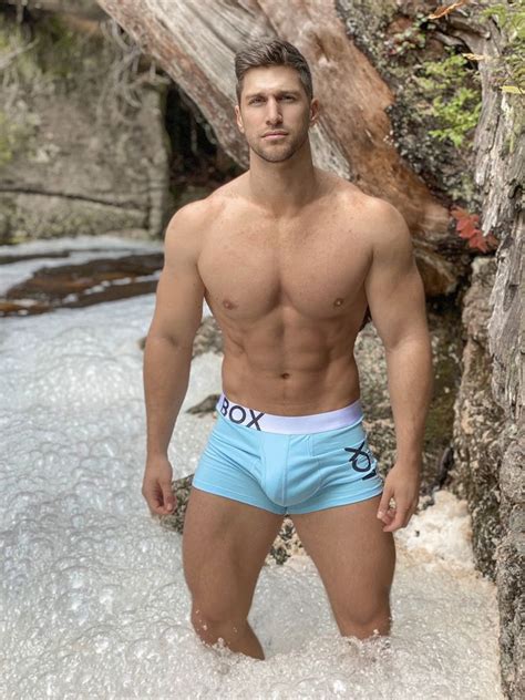 Hot Guys Shirtless Hunks Canadian Models Muscle Hunks Hot Men