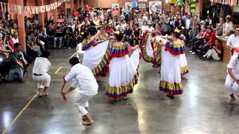 Danza Cumbia Colombiana Folclore Latino Integracion Festa Latina 2012