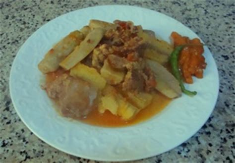 Ndizi samaki / tanzanian chicken stew mchuzi wa samaki stock photo image of dinner tanzanian. Ndizi Samaki : Mapishi Jinsi Ya Kupika Ndizi Na Samaki Wa ...