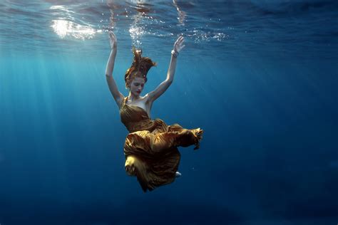 Underwater Fashion Photography Peter De Mulder Photographer