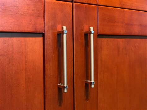 The hinges are designed for frameless cabinet doors, where they help to save space in tight cabinets to improve kitchen convenience. Top 9 Handles for Shaker Style Cabinets - Best Online Cabinets