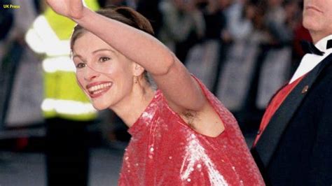 Julia Roberts Says Hairy Armpit Look Wasnt A Feminist Statement