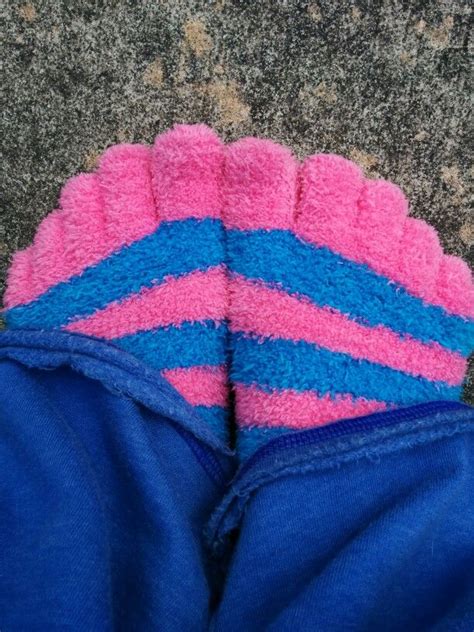 Aaaaahhhh Fuzzy Toe Socks Lol Thanks Dollar Store Toe Socks Socks