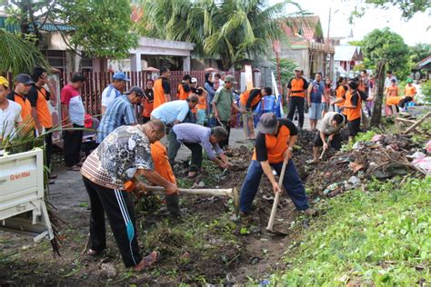 9 ibadah dan amalan utama bulan ramadhan yang dianjurkan untuk dipebanyak. AMALAN GOTONG-ROYONG DAPAT MEWUJUDKAN - MENGERATKAN ...