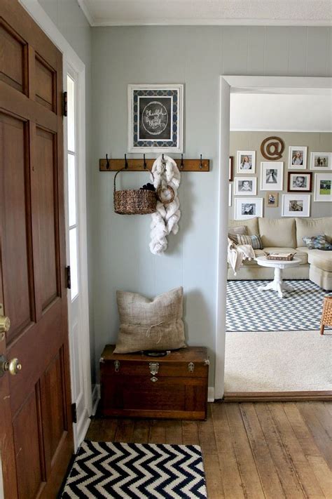 50 Awesome Small Entryway Ideas For Small Space With