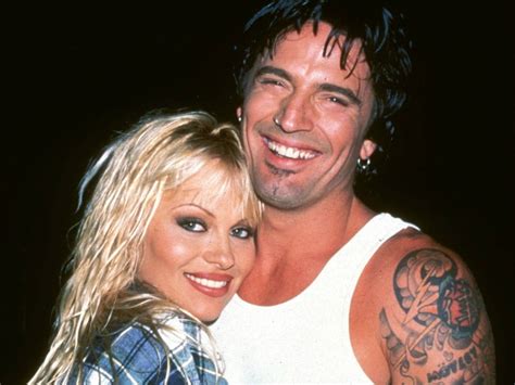 Escolhidos Os Intérpretes De Pamela Anderson E Tommy Lee Em Série Sobre Sex Tape Papo De Cinema