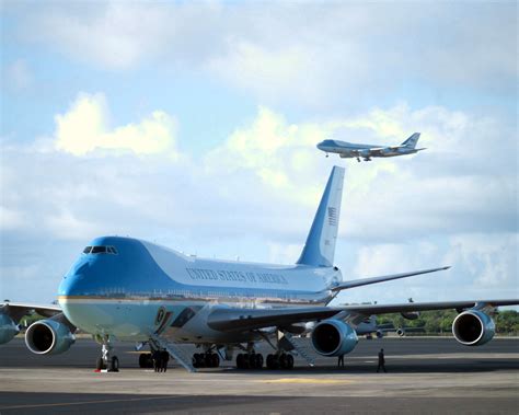 Filethe Two Boeing Vc 25a Air Force One Wikipedia The Free