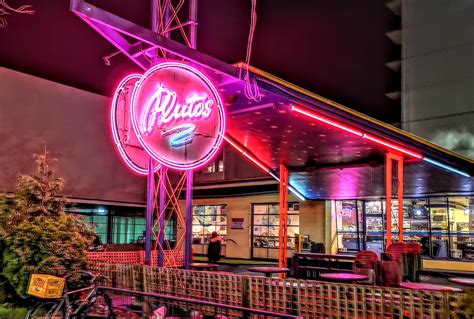 Downtown Victorias Iconic Plutos Diner Will Have A New Home In Quadra