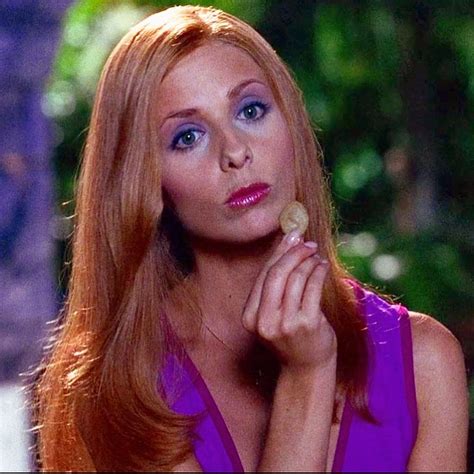 Pin By Dalmatian Obsession On Scooby Doo Daphne Blake Sarah Michelle Gellar Scooby Doo