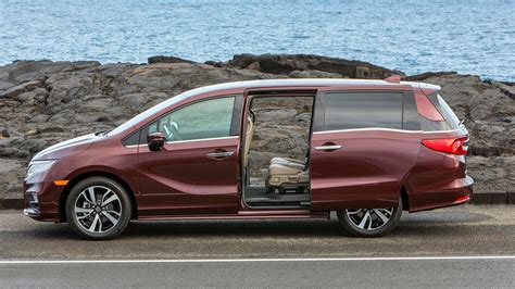 Honda Recalls Minivans Because Doors Can Open Unexpectedly