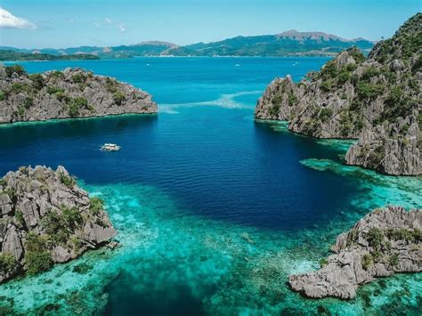 Diving Coron Bay Palawan Best Dive Sites Diving Centers And Liveaboards