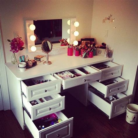 Usikey large vanity set with 10 light bulbs, makeup table with cushioned stool, 6 storage shelves 2 drawers, dressing table dresser desk for women, girls, bedroom, white. Bohemian Makeup Vanity Designs With Accent Lights