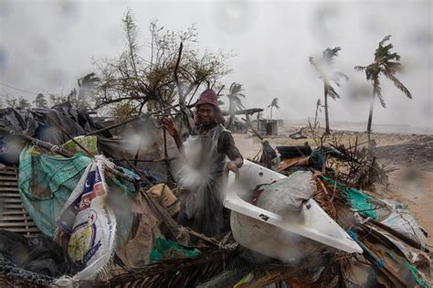 Cyclone Eloïse Six Morts Et Des Milliers De Personnes Sans Foyer Au