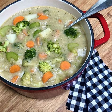 Best Vegan Creamy Broccoli Soup The Carrot Underground