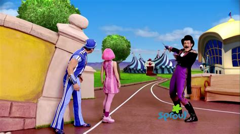 Robbie Stephanie And Sportacus Lazytown Foto Fanpop