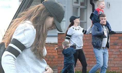 Start date mar 17, 2021. Danielle Lloyd enjoys lunch with Michael O'Neill and kids | Daily Mail Online