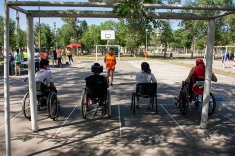 Brindan Actividades Recreativas Para Personas Con Discapacidad Durante