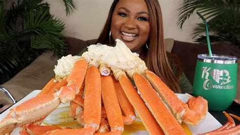 Huge Snow Crab Legs Seafood Boil Mukbang Garlic Butter 먹방쇼 シーフード
