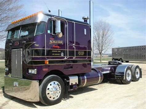 Pin By Chris Collins On Large Cars Peterbilt Model Truck Kits Big