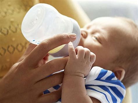پنج حالت صحیح شیر دادن به نوزاد با شیشه شیر مهام تجارت Maham Tejarat