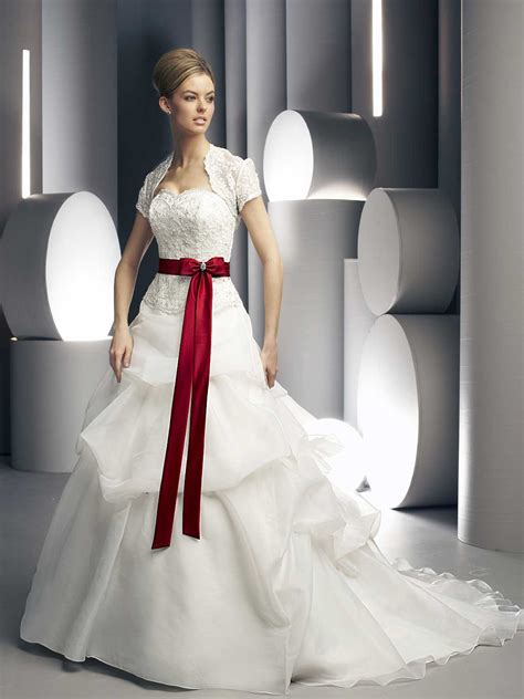 Talk with sellers using our messaging platform & keep contract details private. How to Make a Second-Hand Wedding Dress | WeddingElation