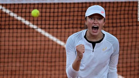 After her stunning triumph at the 2020 french open, we take a look at iga swiatek's best moments through the tournament as the pole made history in paris. Teenager Iga Swiatek stuns top seed Simona Halep at French Open | Palms Magazine