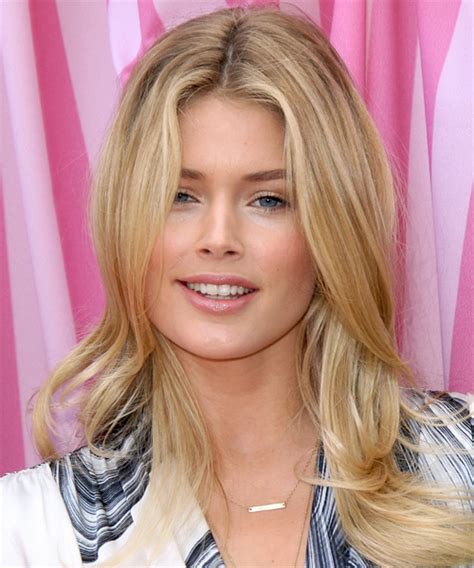 Doutzen Kroes Long Straight Casual Hairstyle Golden Blonde Hair Color