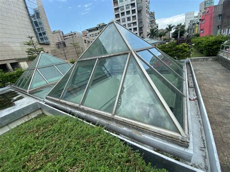 Remarkable Triangle Roof Design Home Design